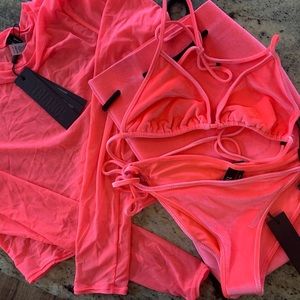 TRIANGL velour bikini set with neoprene bag